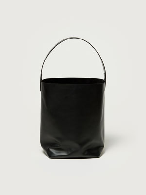 LEATHER SHOULDER BAG - M MADE BY AETA