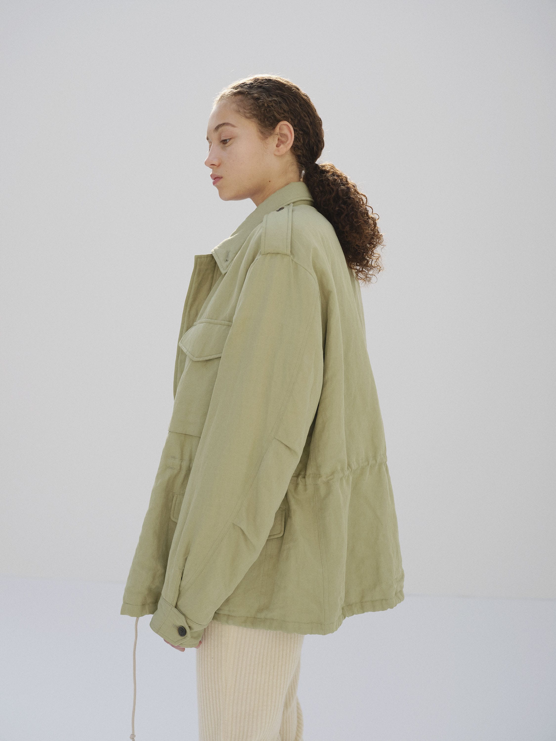 BRUSHED SILK LINEN SATIN PADDED MILITARY BLOUSON 詳細画像 LIGHT KHAKI 2