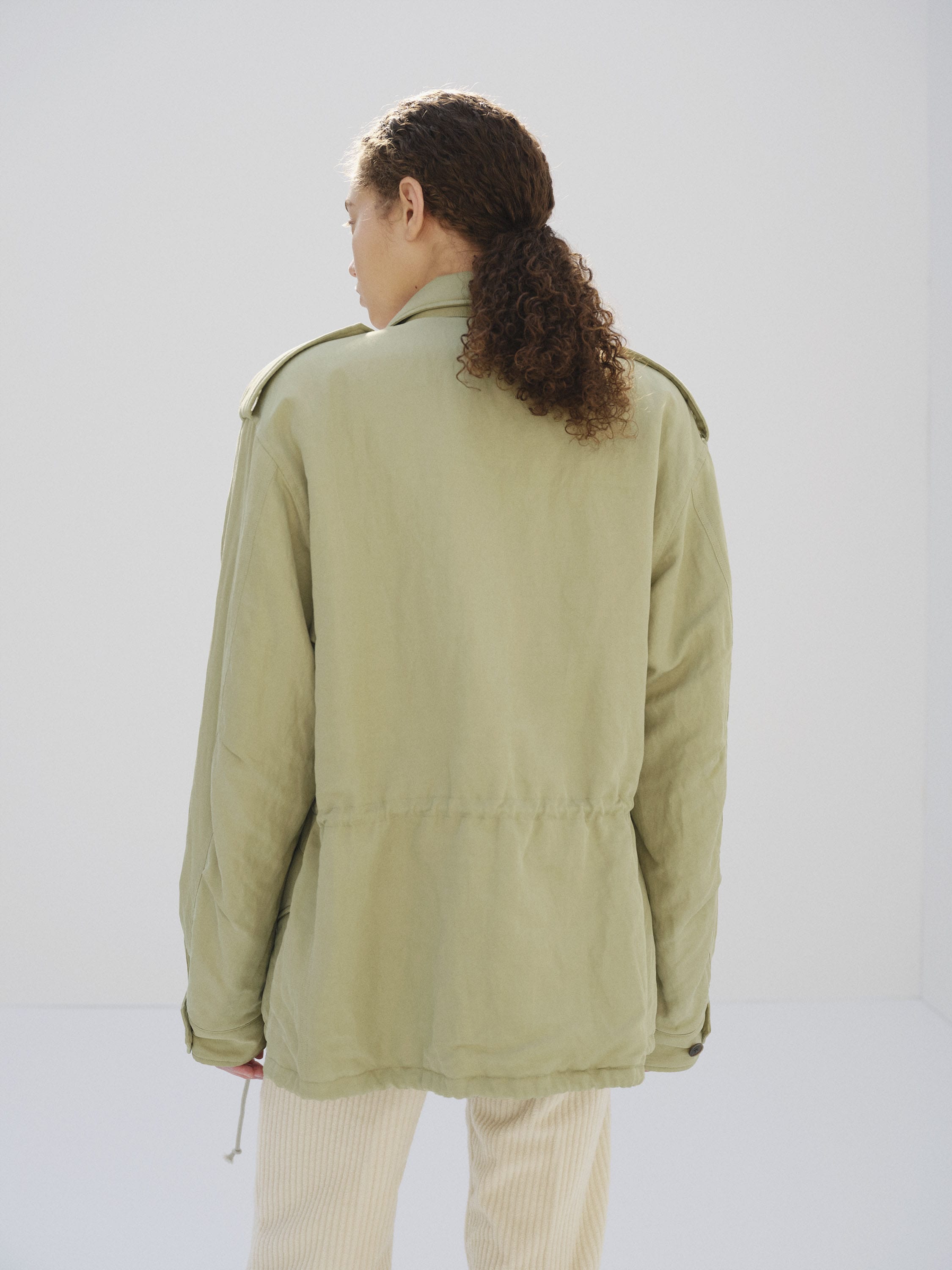 BRUSHED SILK LINEN SATIN PADDED MILITARY BLOUSON 詳細画像 LIGHT KHAKI 5