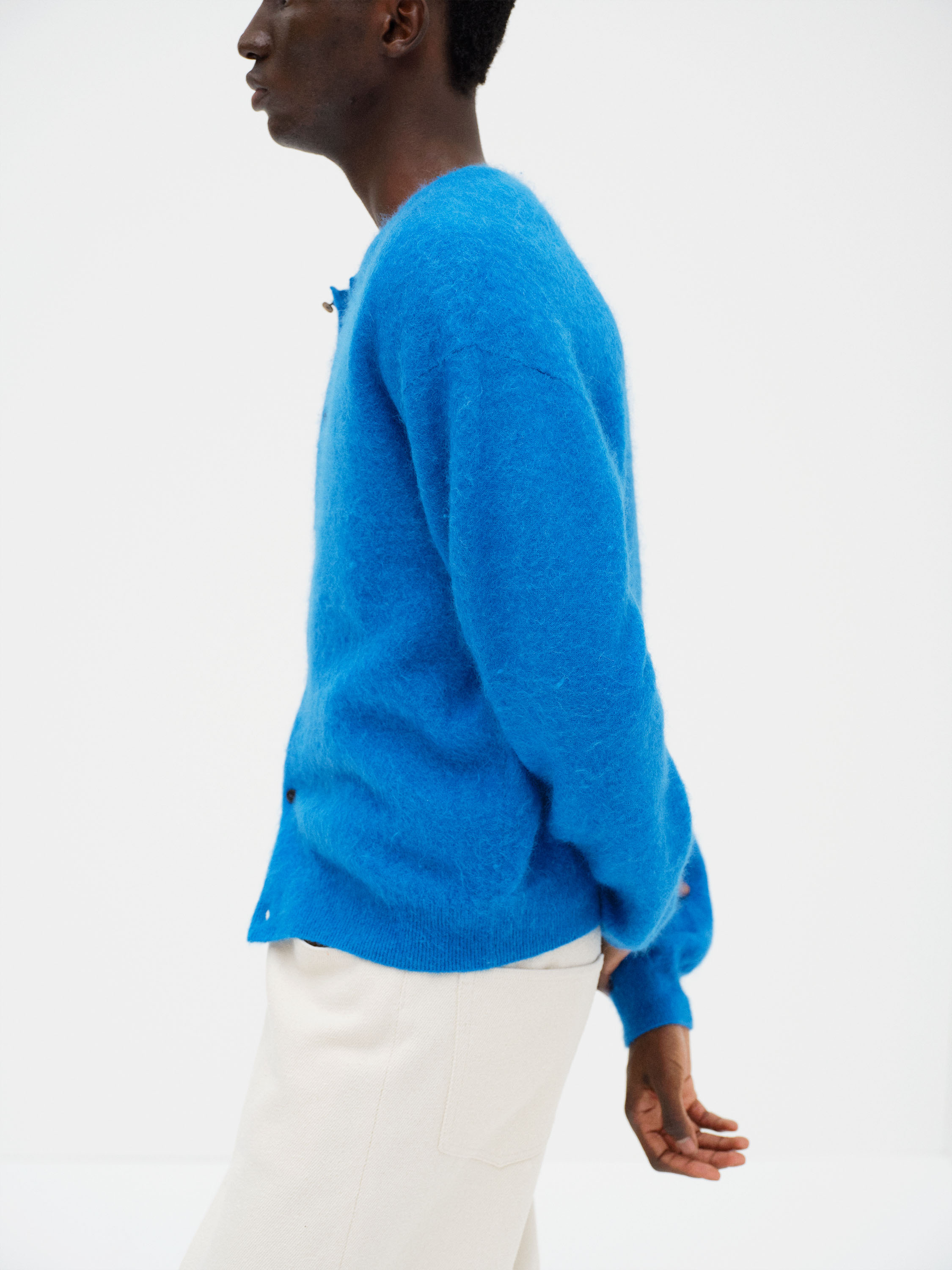 GARMENT-DYED BABY ALPACA FUR KNIT CREW-NECK CARDIGAN 詳細画像 BLUE 3