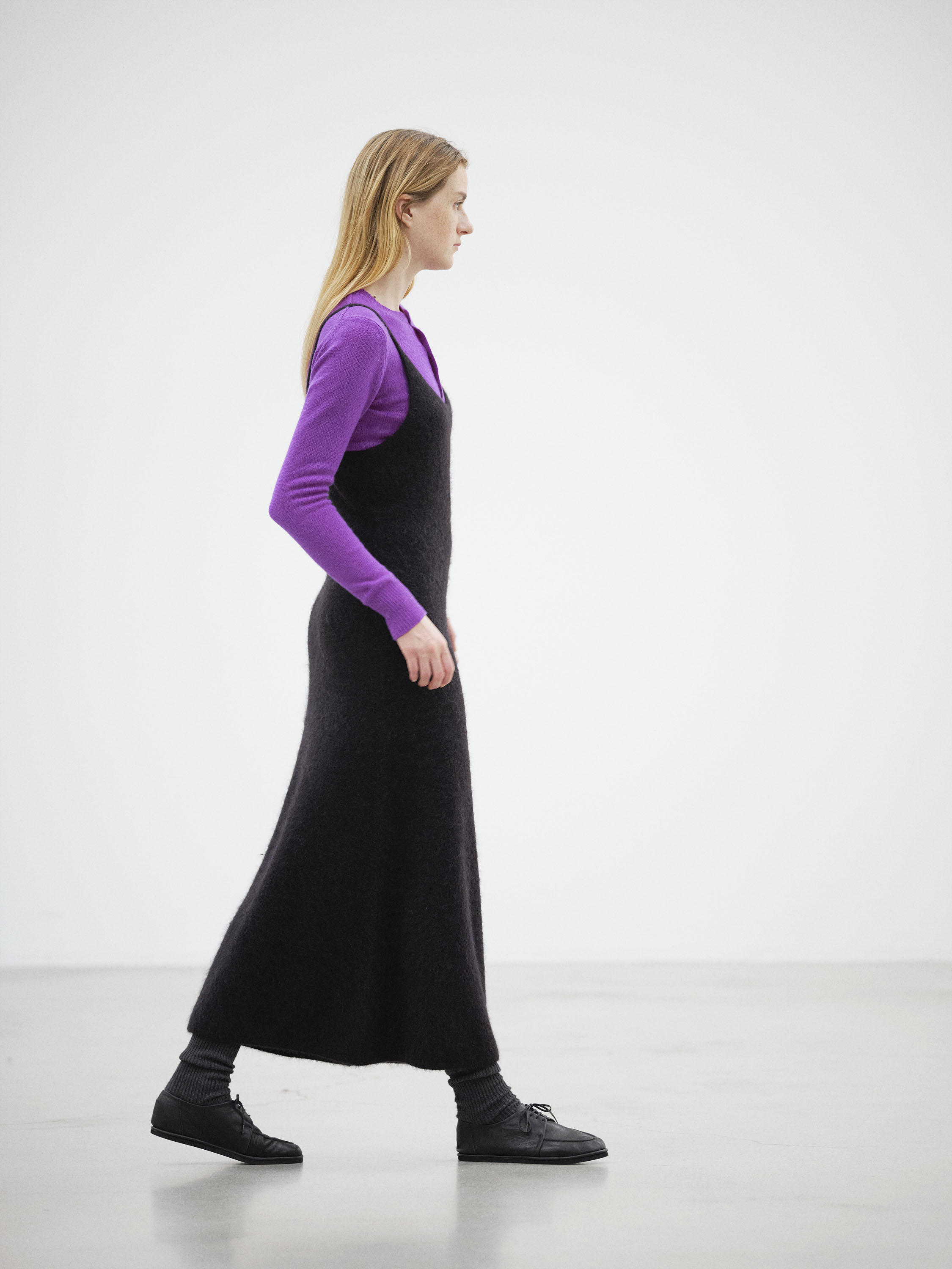 GARMENT-DYED BABY ALPACA FUR KNIT DRESS 詳細画像 BLACK 2