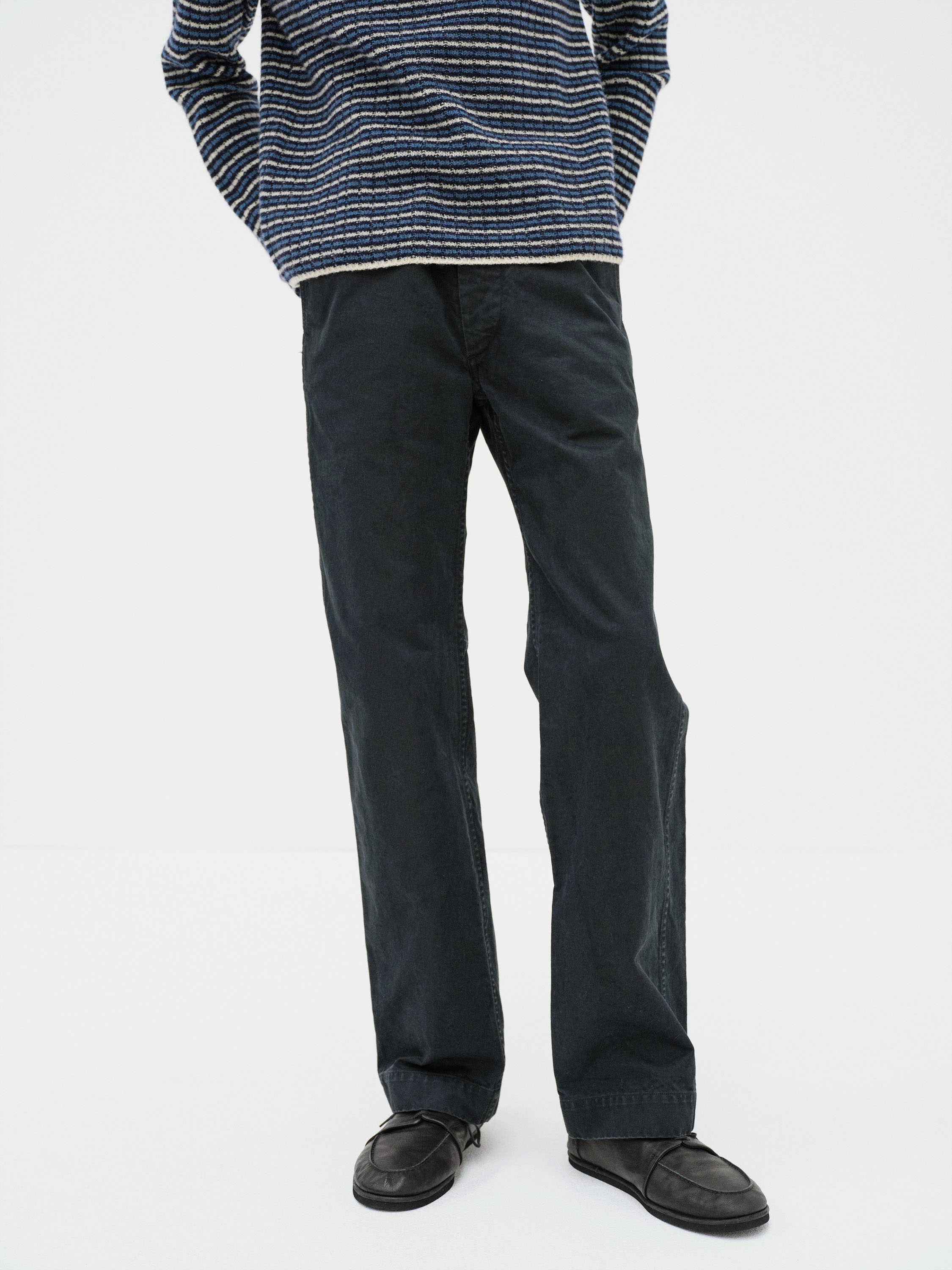 GARMENT-DYED FINX CHINO PANTS 詳細画像 BLACK 2