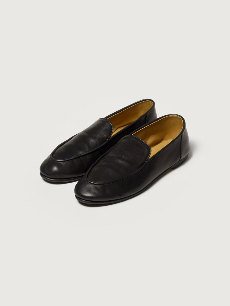 SOFT LEATHER LOAFERS