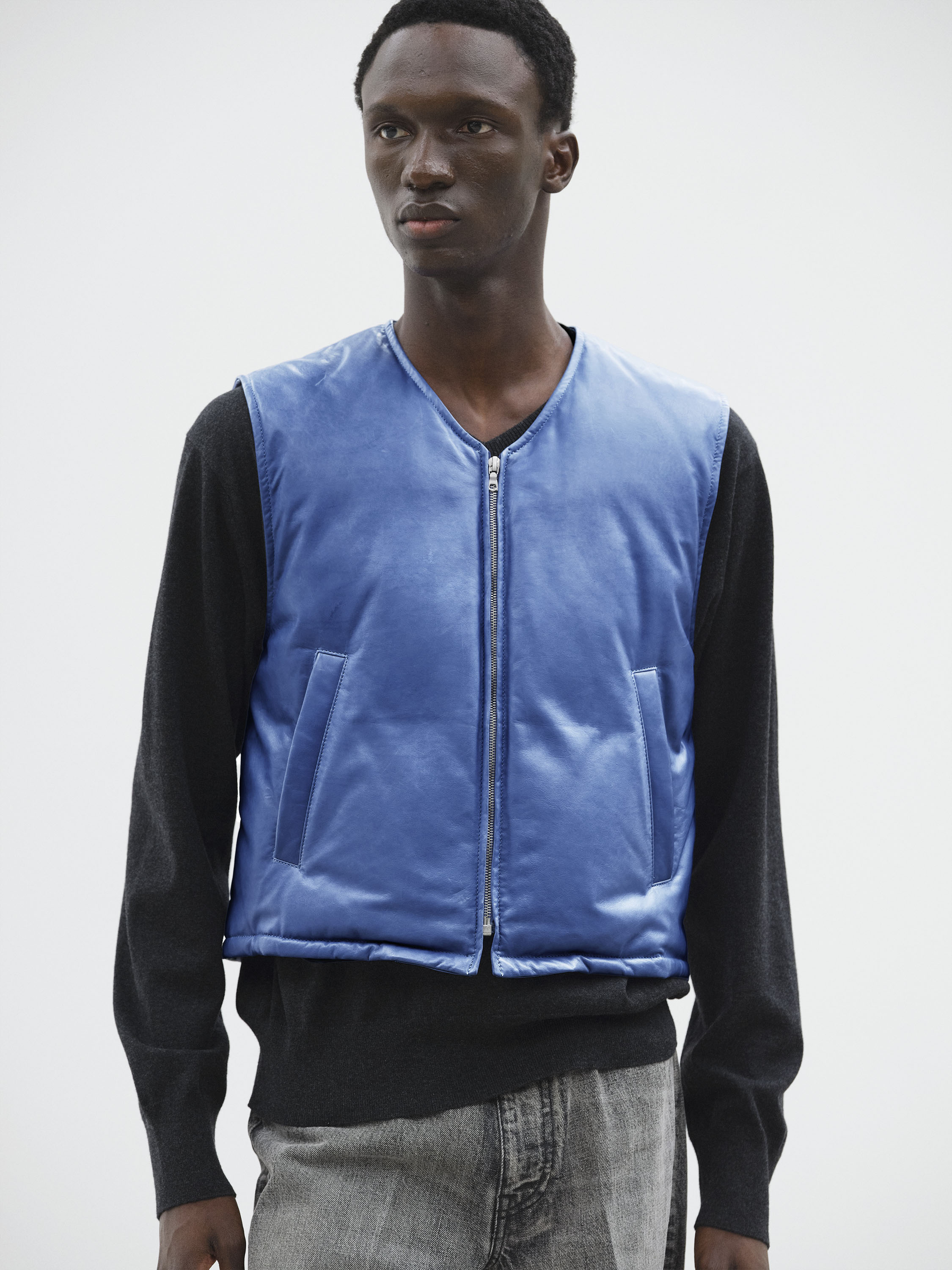 FINE CALF LEATHER DOWN VEST 詳細画像 ROYAL BLUE 1